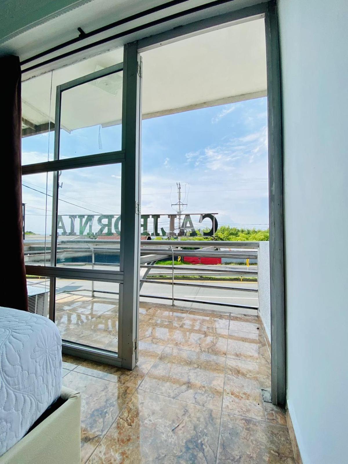 Hotel West California Puerto Espejo Εξωτερικό φωτογραφία