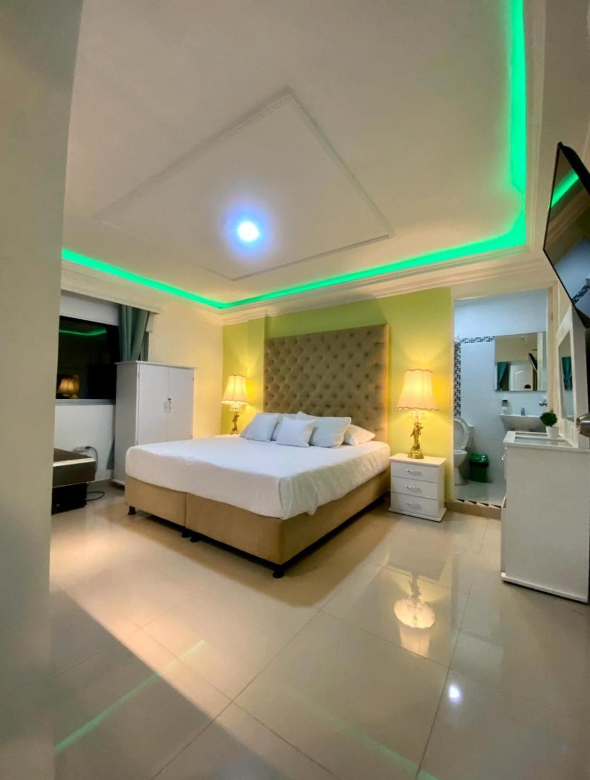 Hotel West California Puerto Espejo Εξωτερικό φωτογραφία